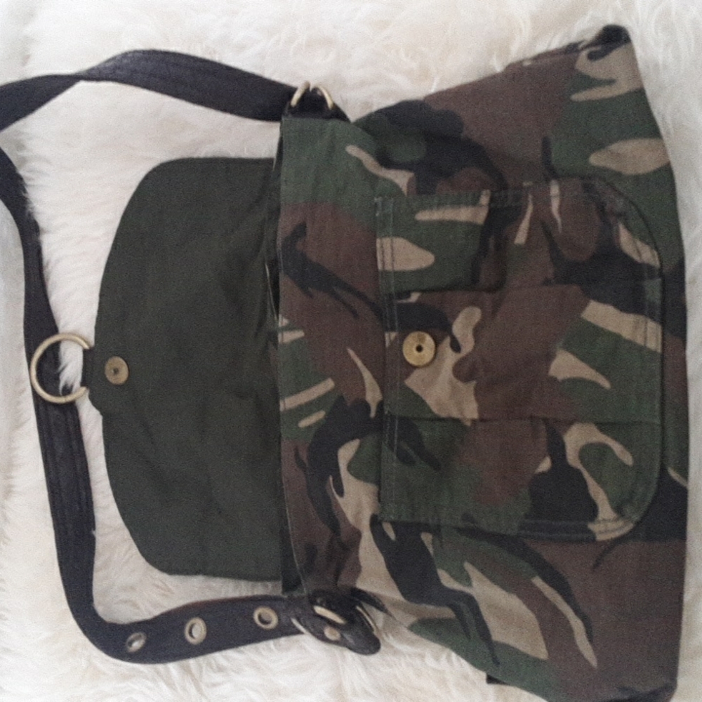 Unisex Crossbody Shoulder Handbag Camo Camouflage  Bag - Picture 6 of 6